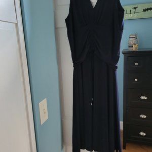 Donna Ricco Blue dress